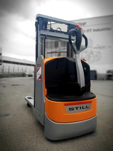 staker still-motokarbg